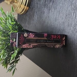 Ioni 2 in 1 Everlasting Lash Glue Liner